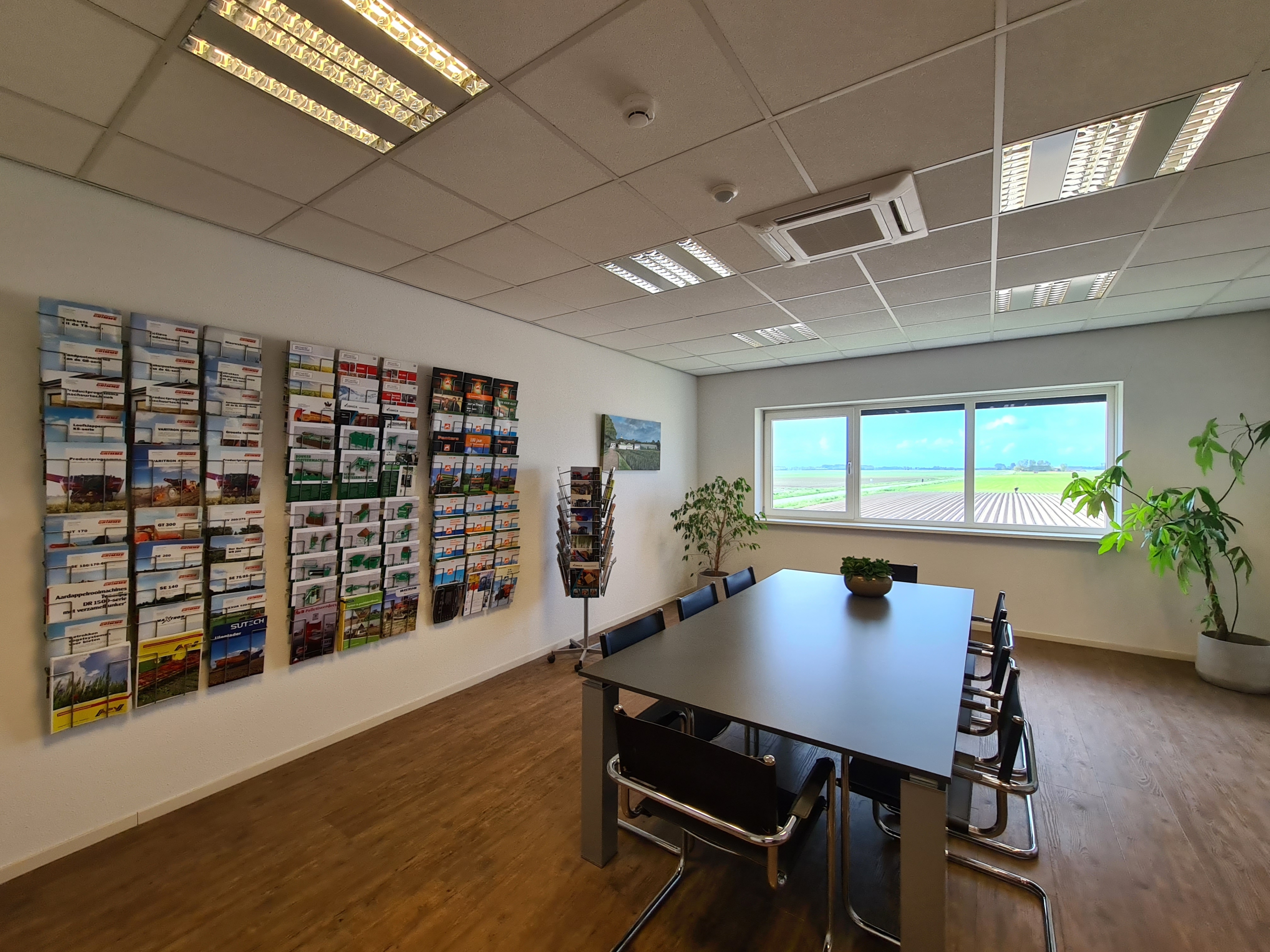 Advies en verkoop Van der Maar