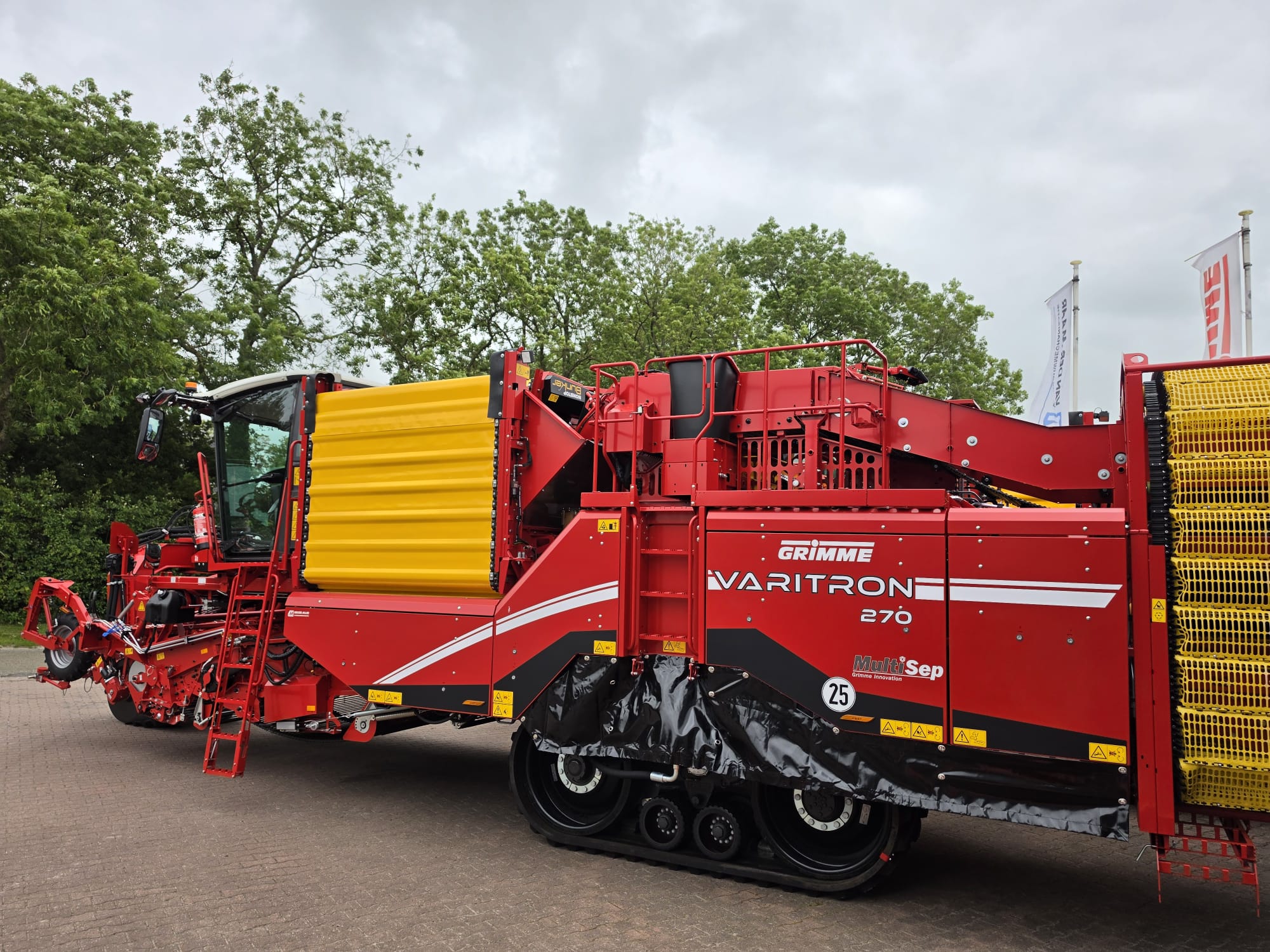 GRIMME VARITRON 270 TT GEN3 zijaanzicht